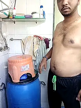 Mmm992170 online show from 04-15-26, 06:42