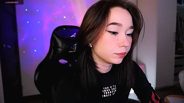 Kimiko   online show from 02-18-25, 10:05