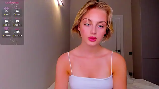 Snapshot of pretty_girlnextdoor chatting on 12-30-24, 05:13 pretty girlnextdoor online show from 12-30-24, 05:13