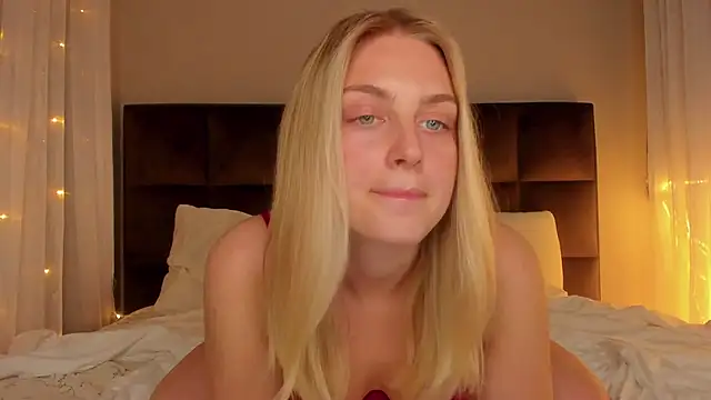 Snapshot of pretty_girlnextdoor chatting on 05-18-26, 07:41 pretty girlnextdoor online show from 05-18-26, 07:41