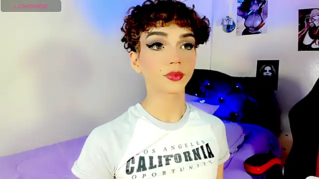 Elissa taylor  online show from 11-14-25, 07:12