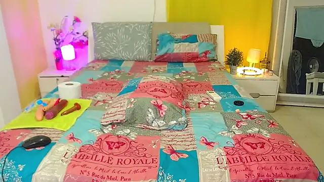 Kendralove31xxx online show from 01-03-25, 02:43