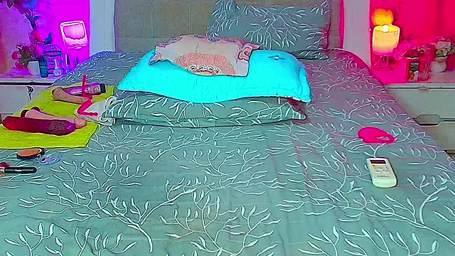 Kendralove31xxx online show from 04-12-26, 04:50