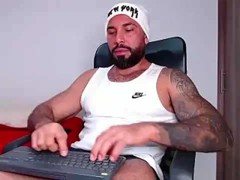 roman muscle online show from 02-12-25, 03:40