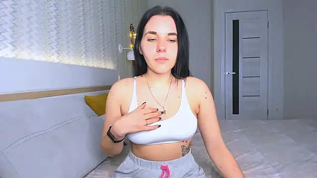 Snapshot of Kate_Ree chatting on 01-24-25, 06:03 Kate Ree online show from 01-24-25, 06:03