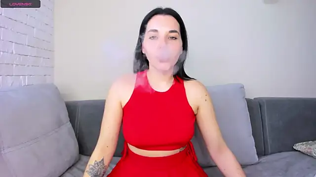 Snapshot of Kate_Ree chatting on 02-15-25, 01:16 Kate Ree online show from 02-15-25, 01:16