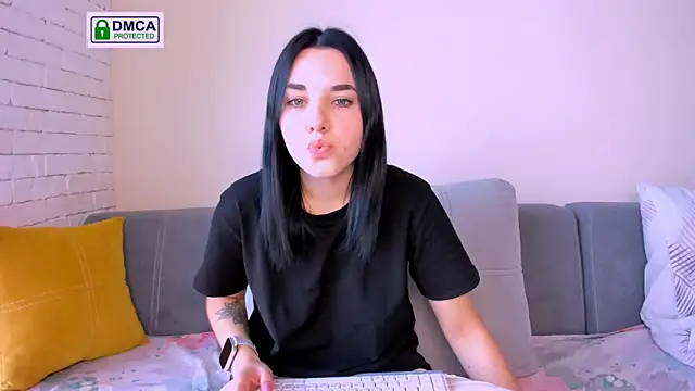 Snapshot of Kate_Ree chatting on 09-24-25, 04:49 Kate Ree online show from 09-24-25, 04:49