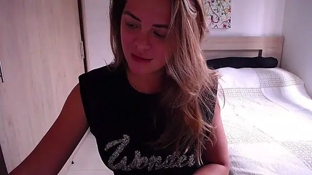 ParisW online show from 02-20-25, 05:51