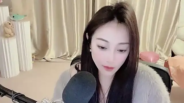 Daisy-77 online show from 01-05-25, 08:10