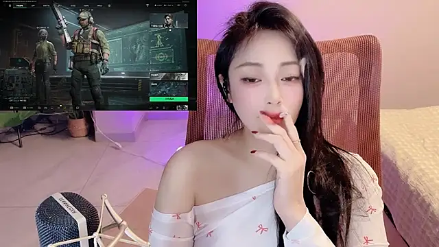 Daisy-77 online show from 04-18-26, 01:15