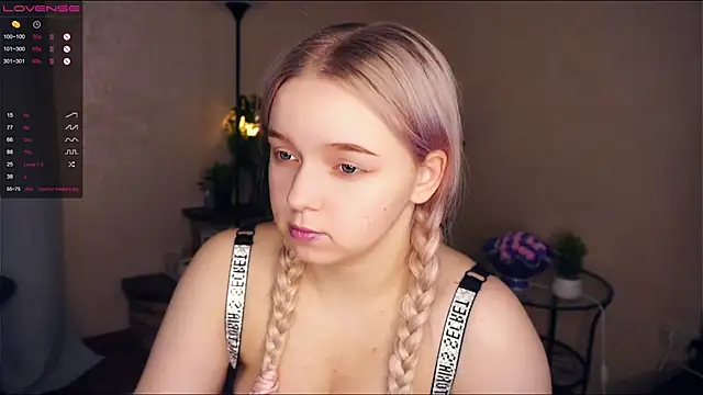 ZaraCreedon online show from 02-21-25, 10:15