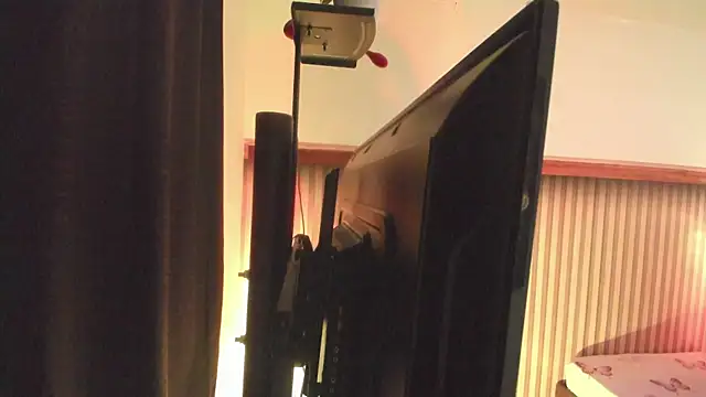 Daisy  rose online show from 04-22-26, 03:09