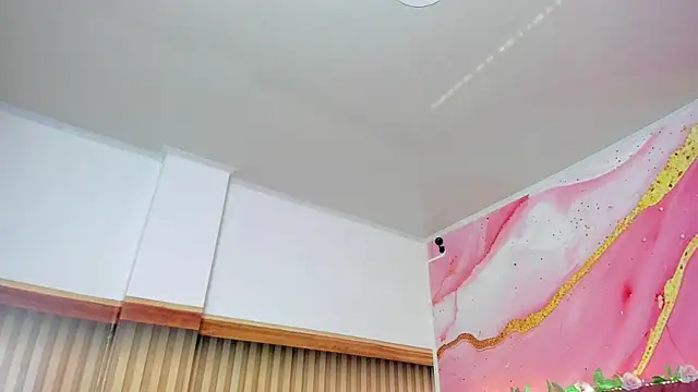 Daisy  rose online show from 05-18-26, 03:02