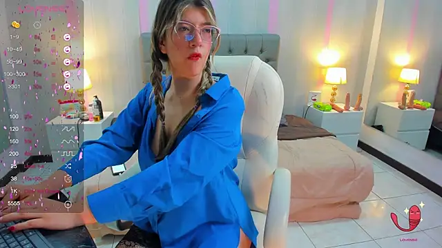 SEXMILLA  online show from 02-17-25, 09:19