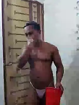 Snapshot of HunkyAriyan chatting on 01-09-25, 08:45 HunkyAriyan online show from 01-09-25, 08:45