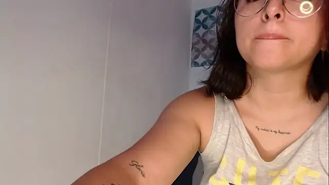 Aria smith01 online show from 10-03-25, 01:41