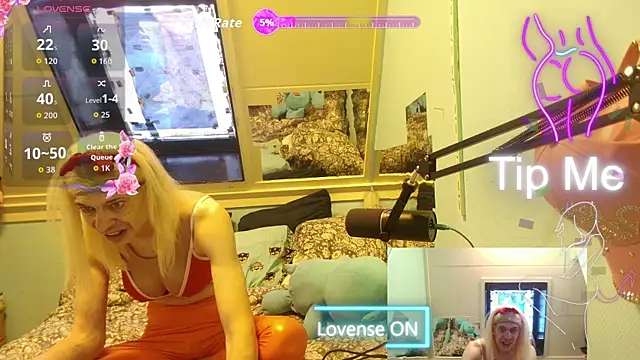 Snapshot of Doggyray44 chatting on 05-23-26, 05:50 Doggyray44 online show from 05-23-26, 05:50