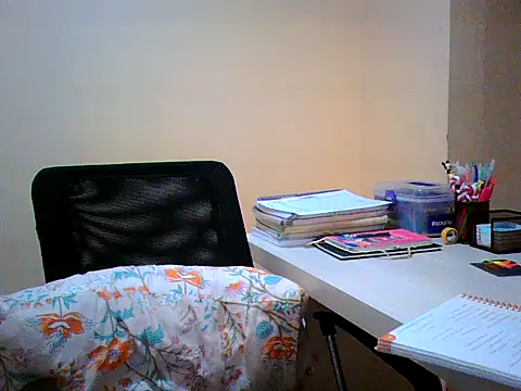 maliamiller online show from 10-30-25, 06:15