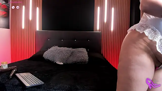 FelinaJohnson online show from 04-10-26, 08:02