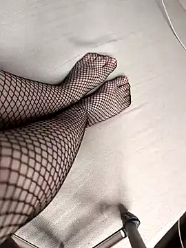 Snapshot of Yourlittledemon chatting on 03-11-26, 06:58 Yourlittledemon online show from 03-11-26, 06:58