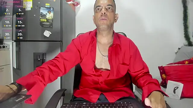 latinmartin73 online show from 12-28-24, 01:08