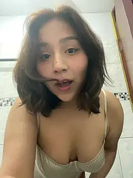 Snapshot of kittyfresita chatting on 01-10-25, 04:12 kittyfresita online show from 01-10-25, 04:12