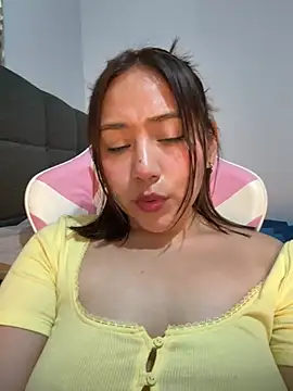 Snapshot of kittyfresita chatting on 01-15-25, 12:41 kittyfresita online show from 01-15-25, 12:41