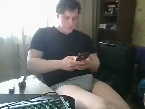 Snapshot of DanielPank chatting on 03-31-26, 01:00 DanielPank online show from 03-31-26, 01:00