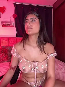 miakhalifaaa  online show from 02-13-25, 01:40