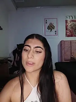 Snapshot of miakhalifaaa_ chatting on 06-03-26, 10:37 miakhalifaaa online show from 06-03-26, 10:37