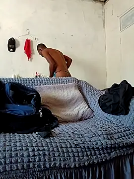 Snapshot of hotyoung24 chatting on 10-15-25, 07:30 hotyoung24 online show from 10-15-25, 07:30