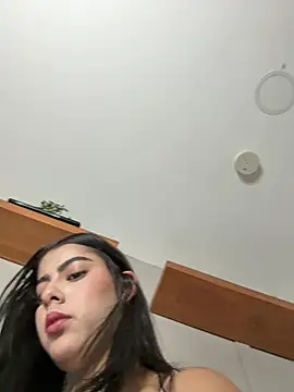 Snapshot of DakotaShelby chatting on 04-25-26, 11:57 DakotaShelby online show from 04-25-26, 11:57