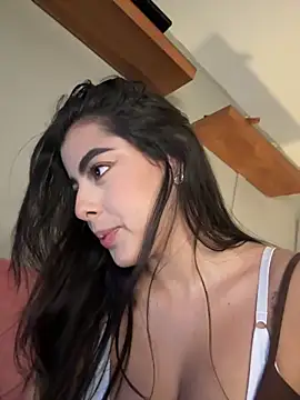 Snapshot of DakotaShelby chatting on 05-22-26, 11:21 DakotaShelby online show from 05-22-26, 11:21