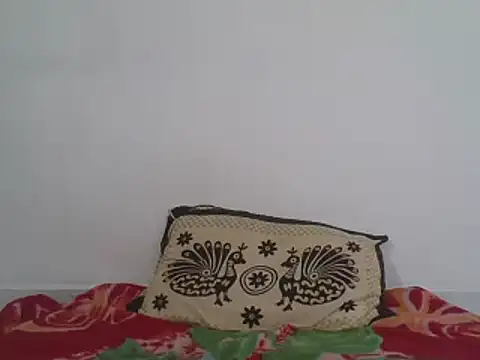 Snapshot of hot_dark_chocolate08 chatting on 02-20-25, 07:01 hot dark chocolate08 online show from 02-20-25, 07:01