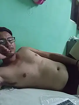 Andresguz35 online show from 11-10-25, 06:01