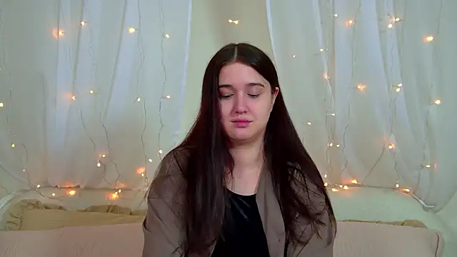 ChristinaMilton online show from 02-10-26, 06:17