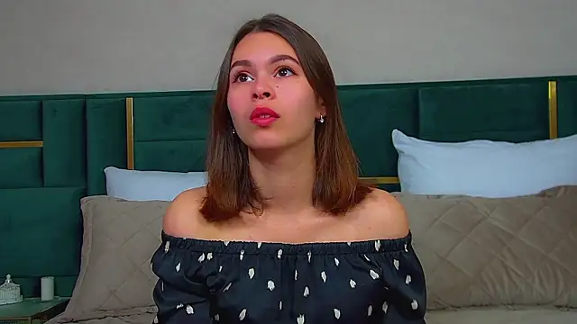 PollyLanders online show from 09-13-25, 06:13