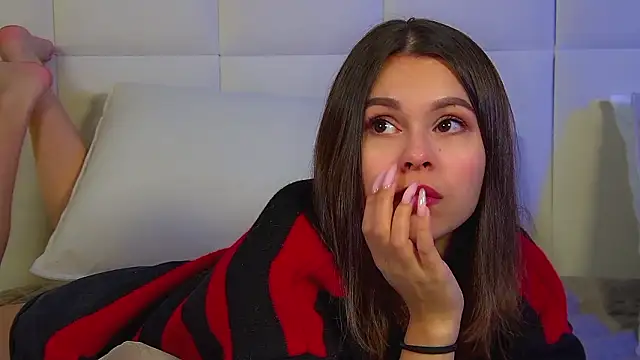 PollyLanders online show from 03-05-26, 06:26