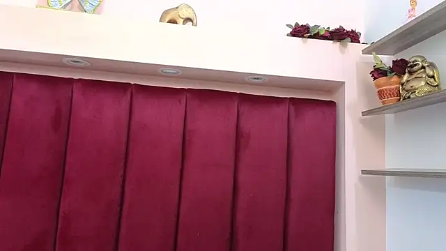 JESSYCORTES online show from 01-25-25, 02:03