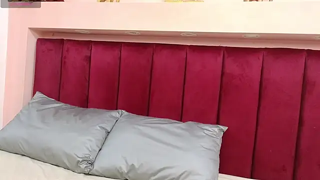 JESSYCORTES online show from 02-02-25, 03:39