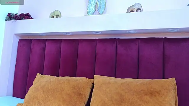 JESSYCORTES online show from 02-05-25, 02:05