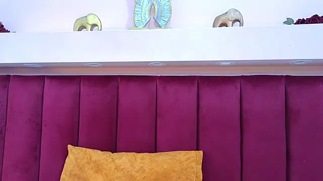 JESSYCORTES online show from 02-27-25, 01:38