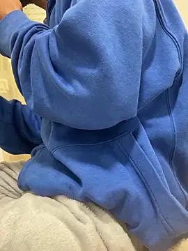 Lucascacaca online show from 02-04-26, 01:11