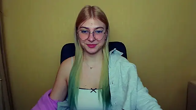 Luna Lush  online show from 01-21-25, 08:30