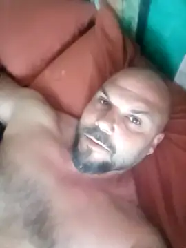 Snapshot of Javierchico chatting on 05-07-26, 05:46 Javierchico online show from 05-07-26, 05:46