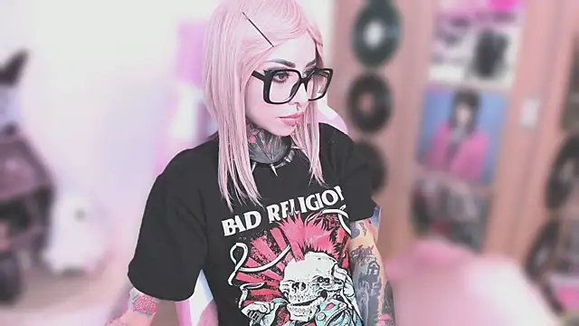 NikkiRamone online show from 01-07-26, 11:34