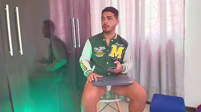 thiagowes online show from 12-05-24, 05:17