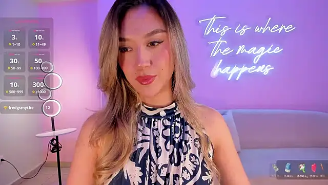 RebeccaHudson online show from 10-26-25, 05:19