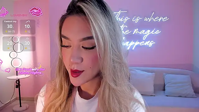 RebeccaHudson online show from 03-03-26, 08:15