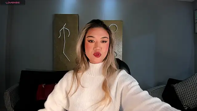 RebeccaHudson online show from 03-18-26, 07:50